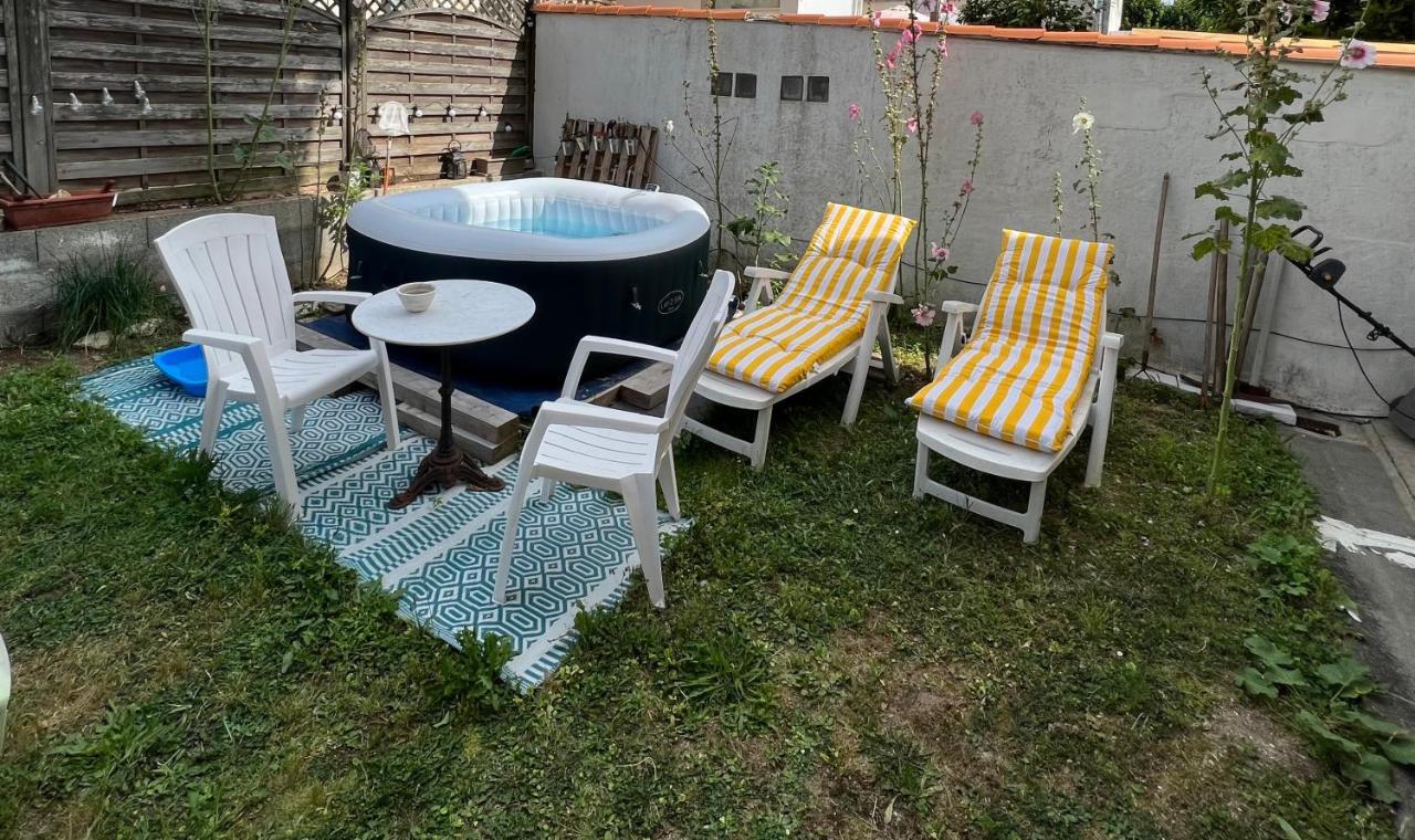 Chambre Sur La Falaise De Pontaillac Vaux-sur-Mer Εξωτερικό φωτογραφία